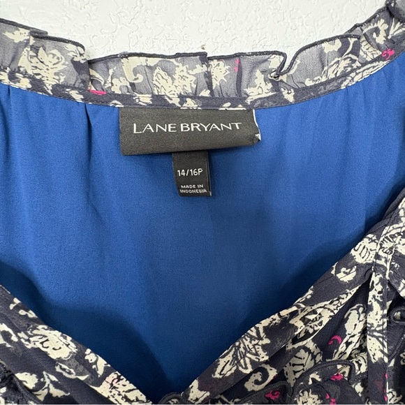 LANE BRYANT • Flutter Sleeve Blue Floral Maxi Dress - Picture 3 of 5